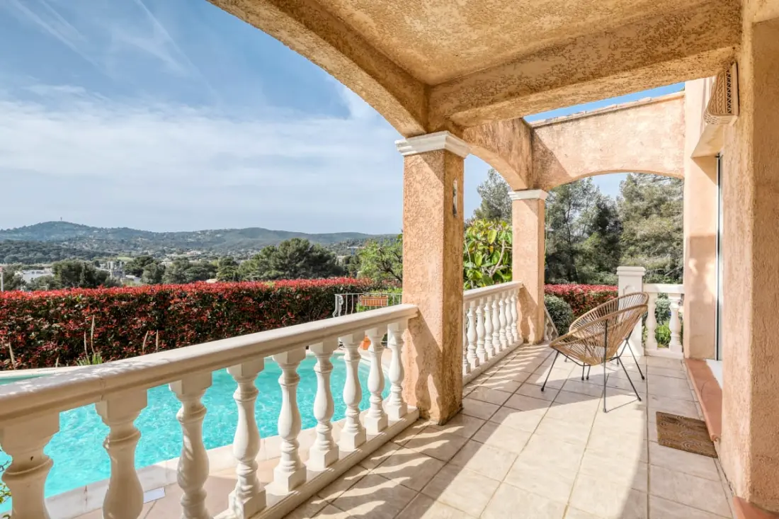 Családi nyaralás Rezidencia: House With Swimming Pool & Sea Megtekintés