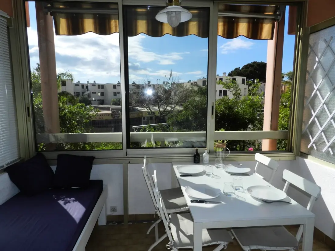 Voile Bleue Residence