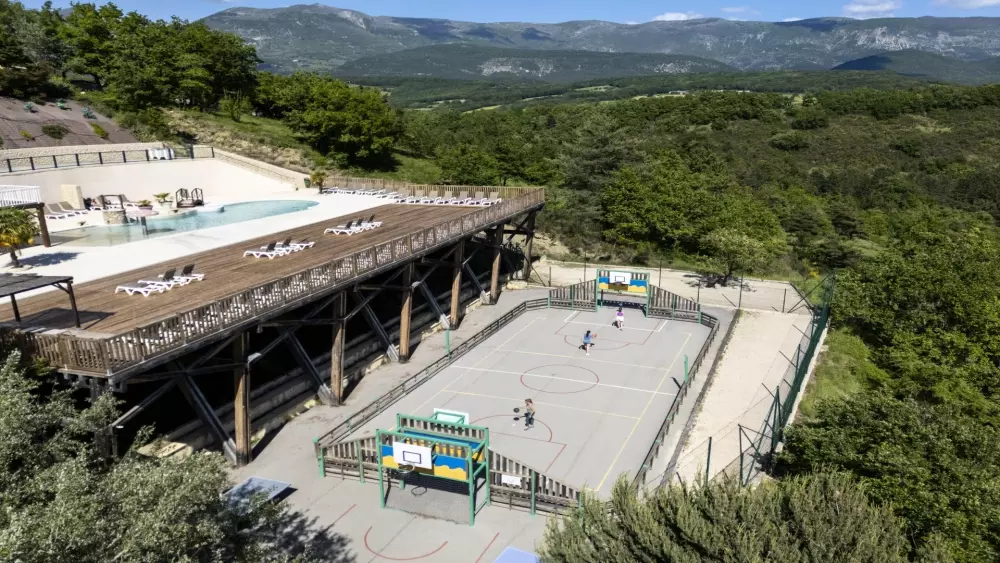 Campsite Yelloh Village Les Bois du Châtelas 4 Stars★★★★