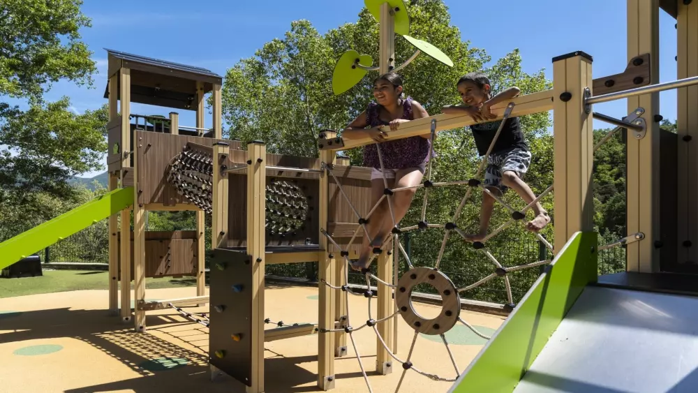 Campsite Yelloh Village Les Bois du Châtelas 4 Stars★★★★