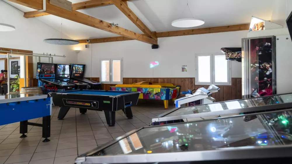 Campsite Yelloh Village Les Bois du Châtelas 4 Stars★★★★