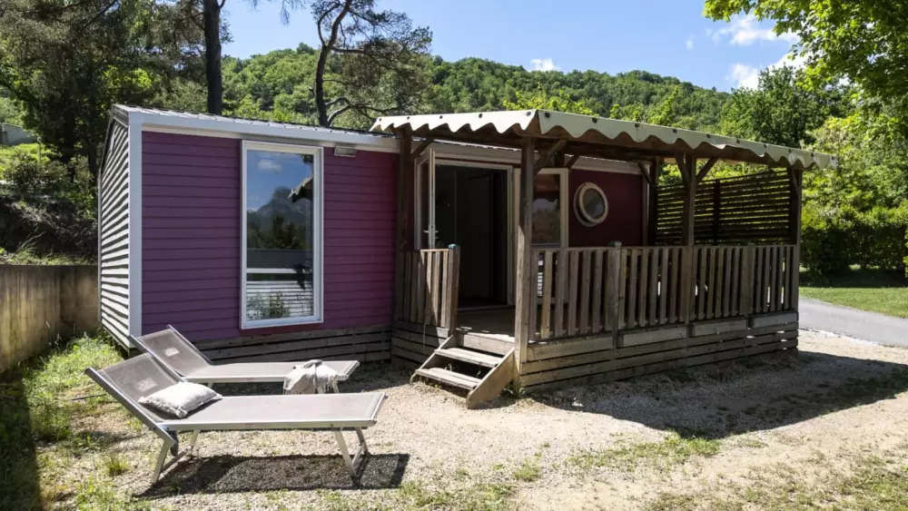Campsite Yelloh Village Les Bois du Châtelas 4 Stars★★★★