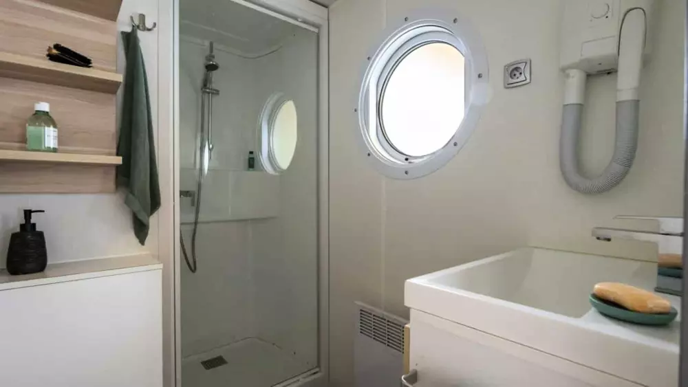 Campsite Yelloh Village Les Bois du Châtelas 4 Stars★★★★