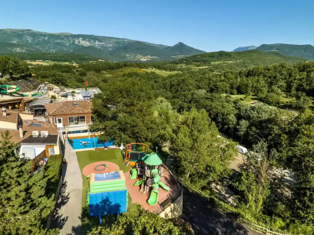 Campsite Yelloh Village Les Bois du Châtelas 4 Stars★★★★