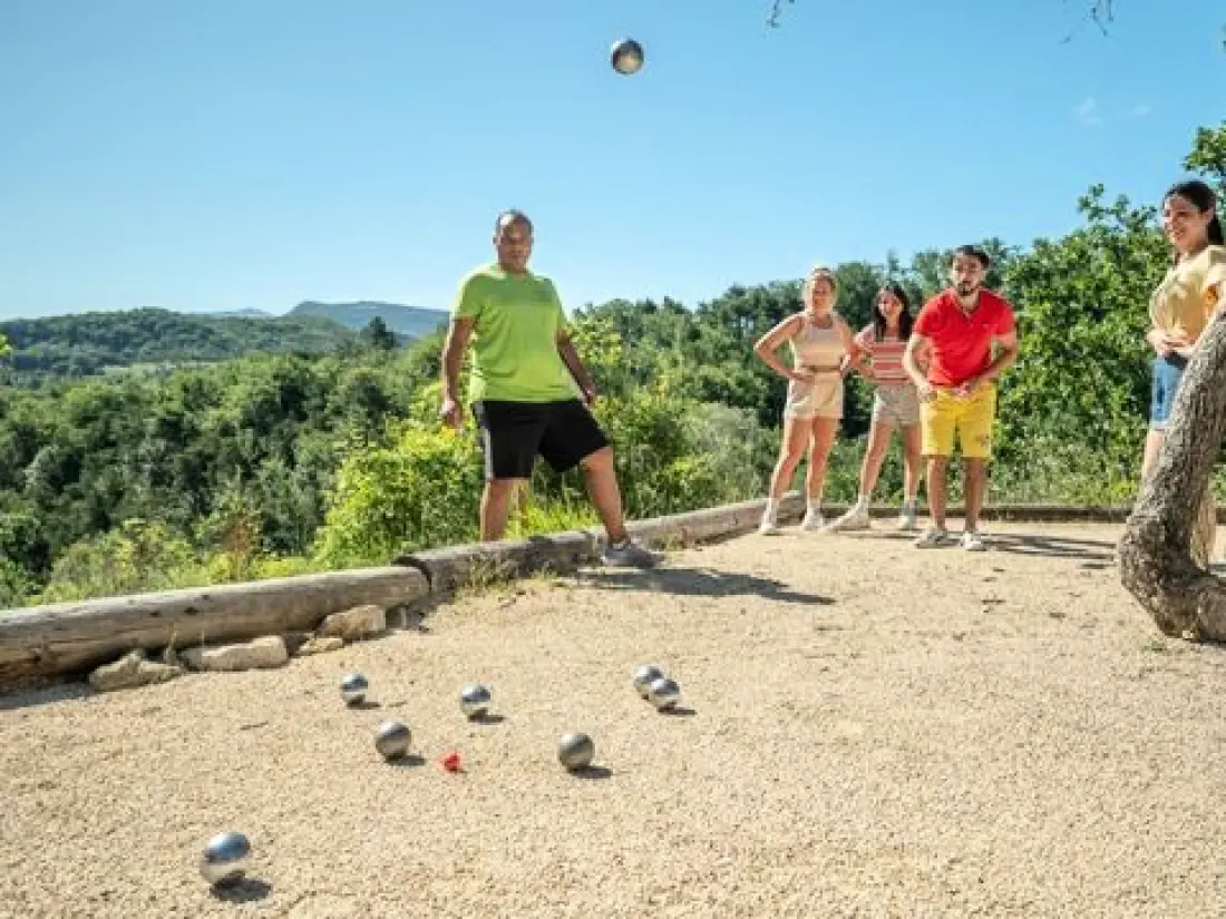 Yelloh! Village Les Bois Du Chatelas 4 étoiles★★★★