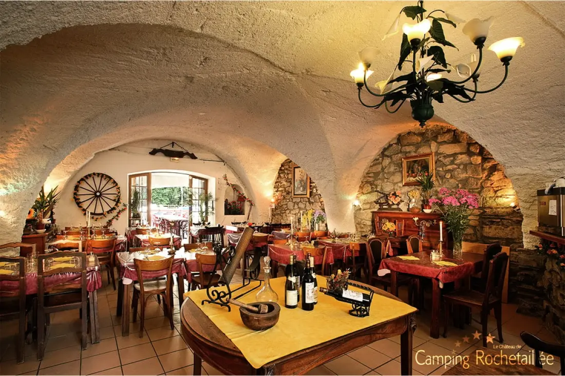 Camping Le Château de Rochetaillé 4 Estrellas★★★★