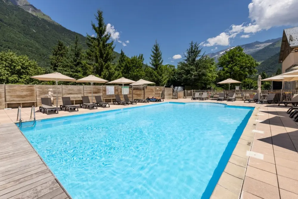 Camping Le Château de Rochetaillée 4 étoiles★★★★