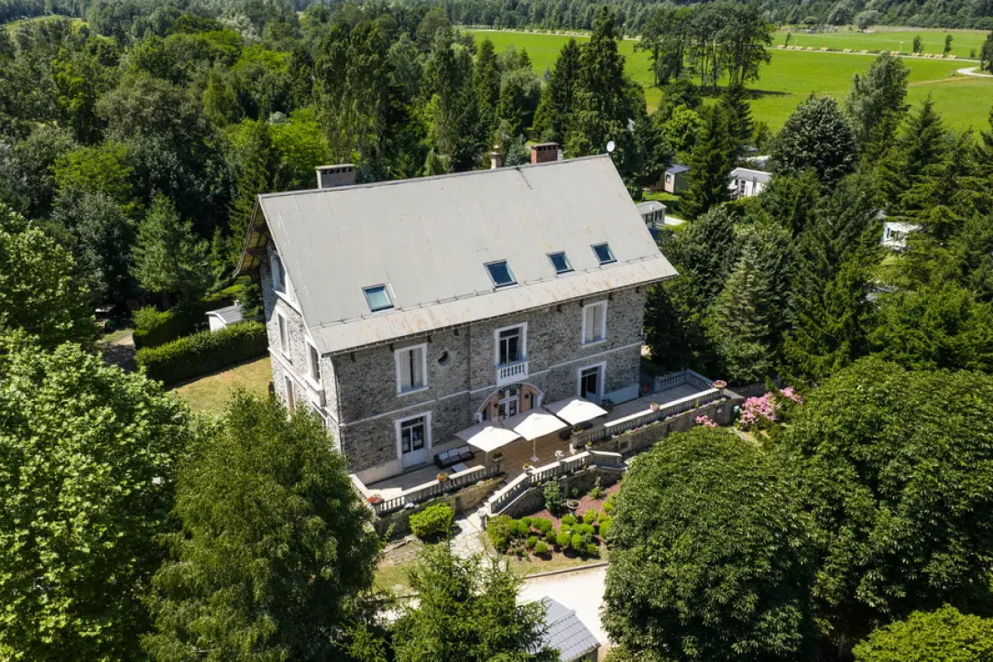 Camping Le Château de Rochetaillé 4 Estrellas★★★★
