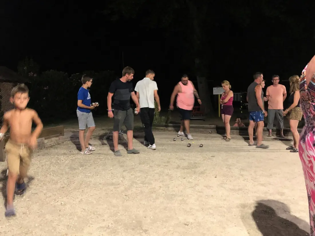CAMPING DU LION 3 Estrellas★★★