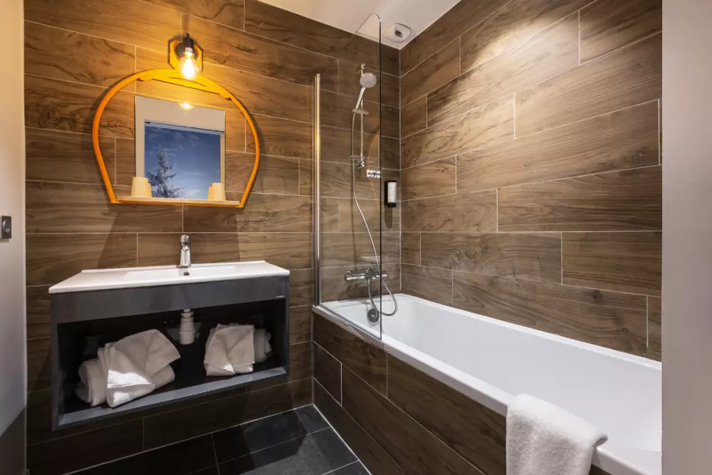 Hôtel Base Camp Lodge Bourg Saint Maurice - Petit-déjeuner inclus