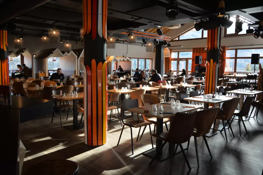 Hotel Base Camp Lodge Bourg Saint Maurice - Breakfast included