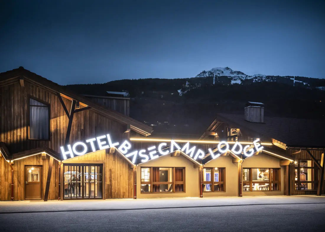 Hotel Base Camp Lodge Bourg Saint Maurice - Śniadanie wliczone