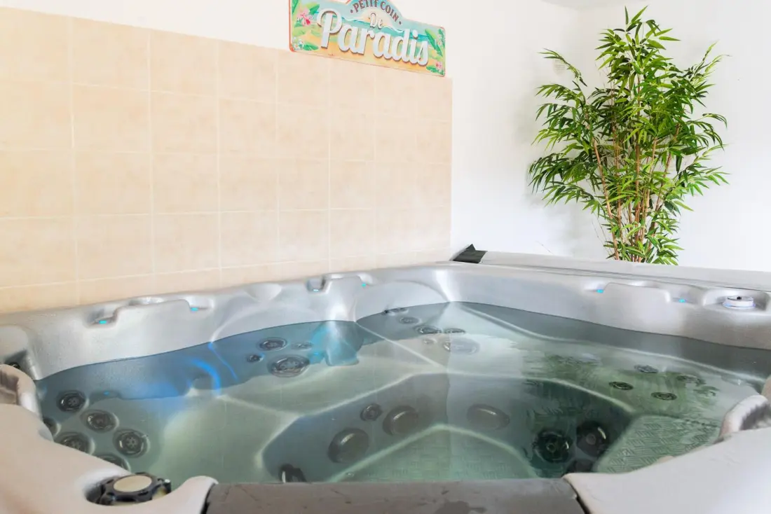 Gîte de France Gîte du Régourdel mit 3-Ähren-Spa
