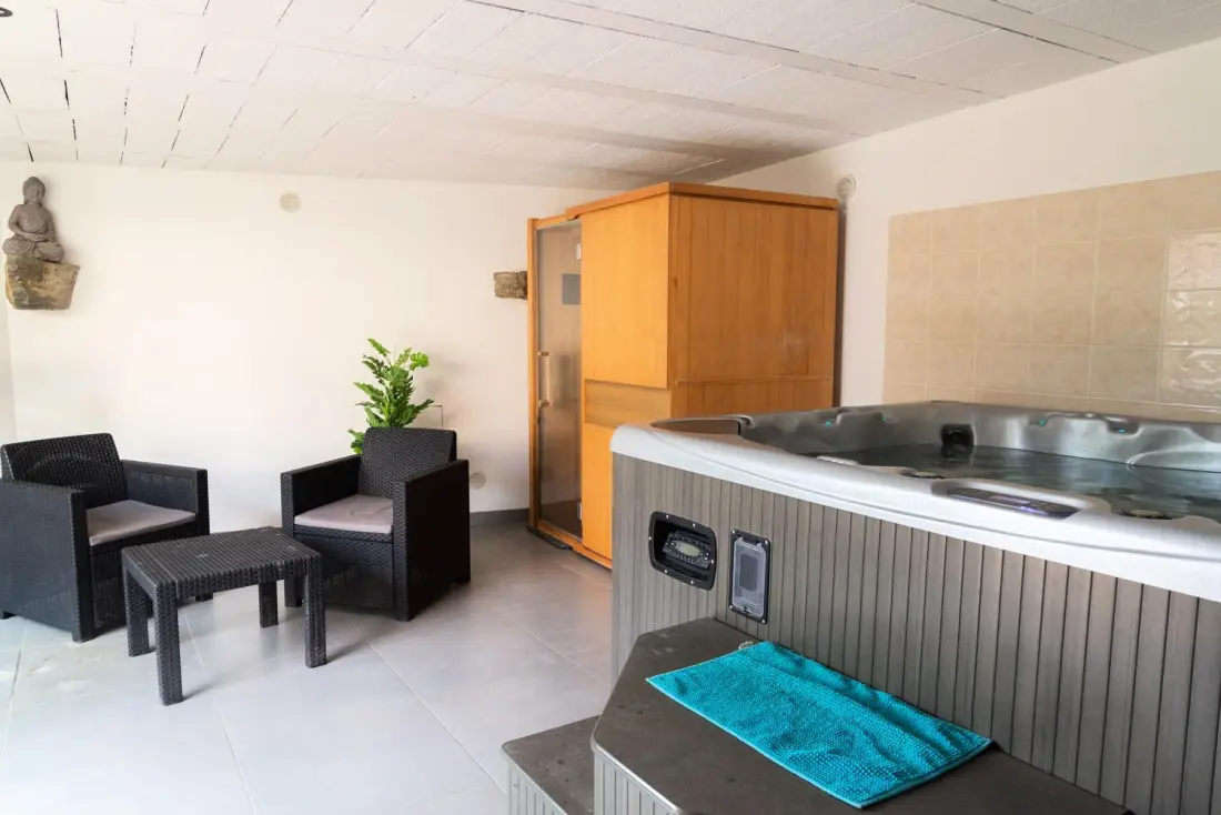 Gîte de France Gîte du Régourdel mit 3-Ähren-Spa