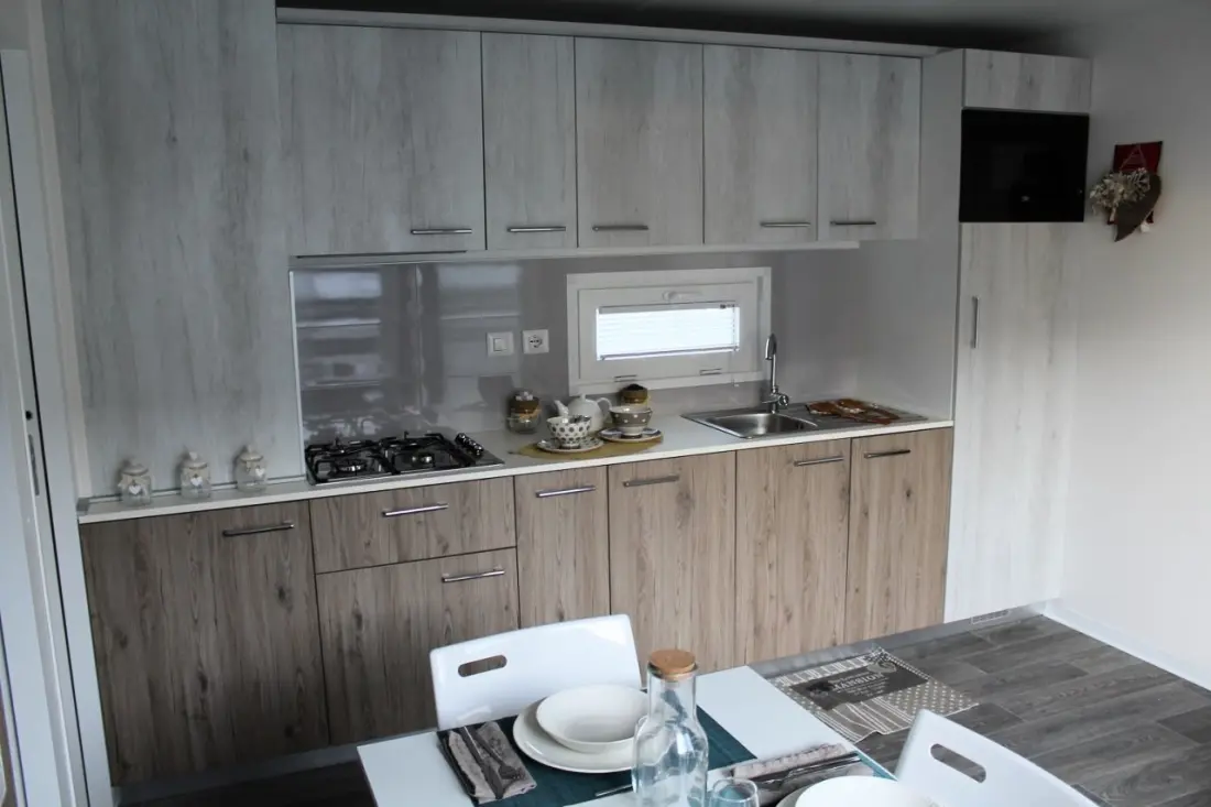 Azzurro Camping Village - Lake Bracciano 4 étoiles★★★★