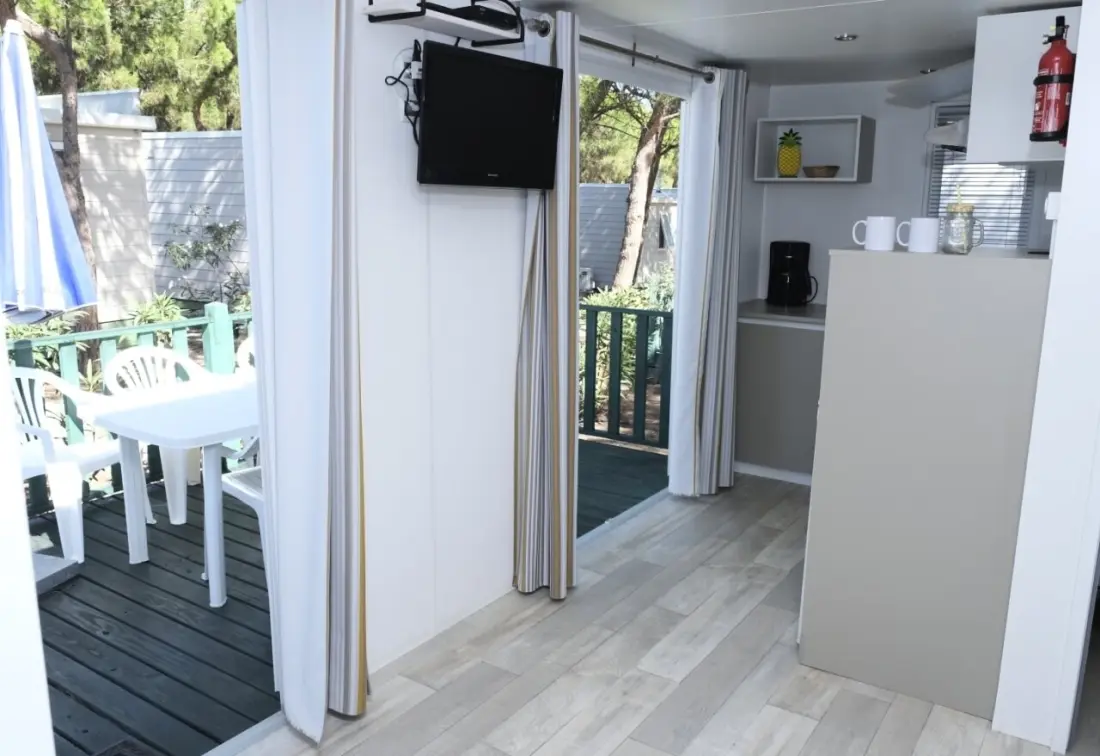 Azzurro Camping Village - Lake Bracciano 4 étoiles★★★★