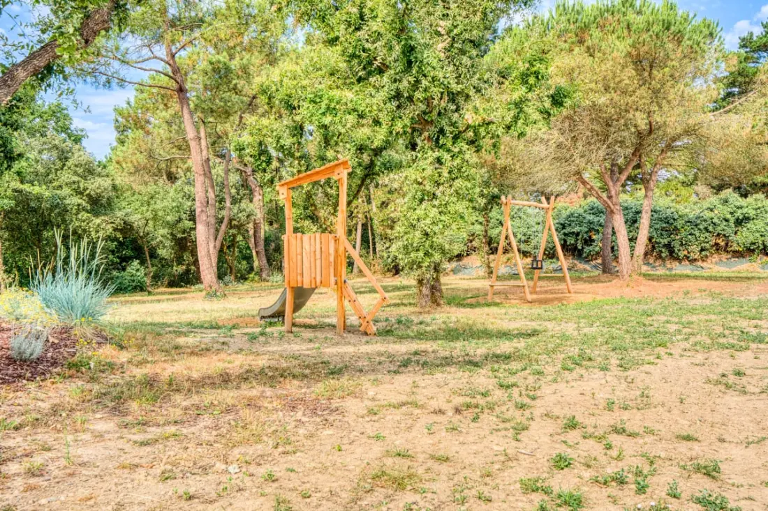 Villa Belvedere: Nézet, Úszómedence, Jacuzzi, Szauna, Petanque, 15 pers