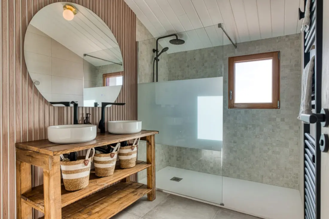 Villa Belvedere: Nézet, Úszómedence, Jacuzzi, Szauna, Petanque, 15 pers
