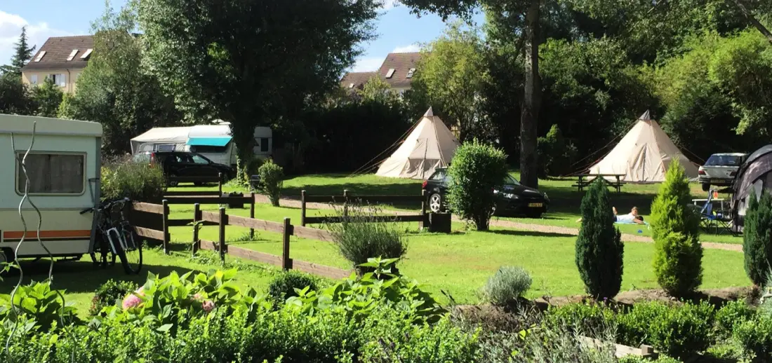 Flower Camping de la Trye 2 Stjerner★★