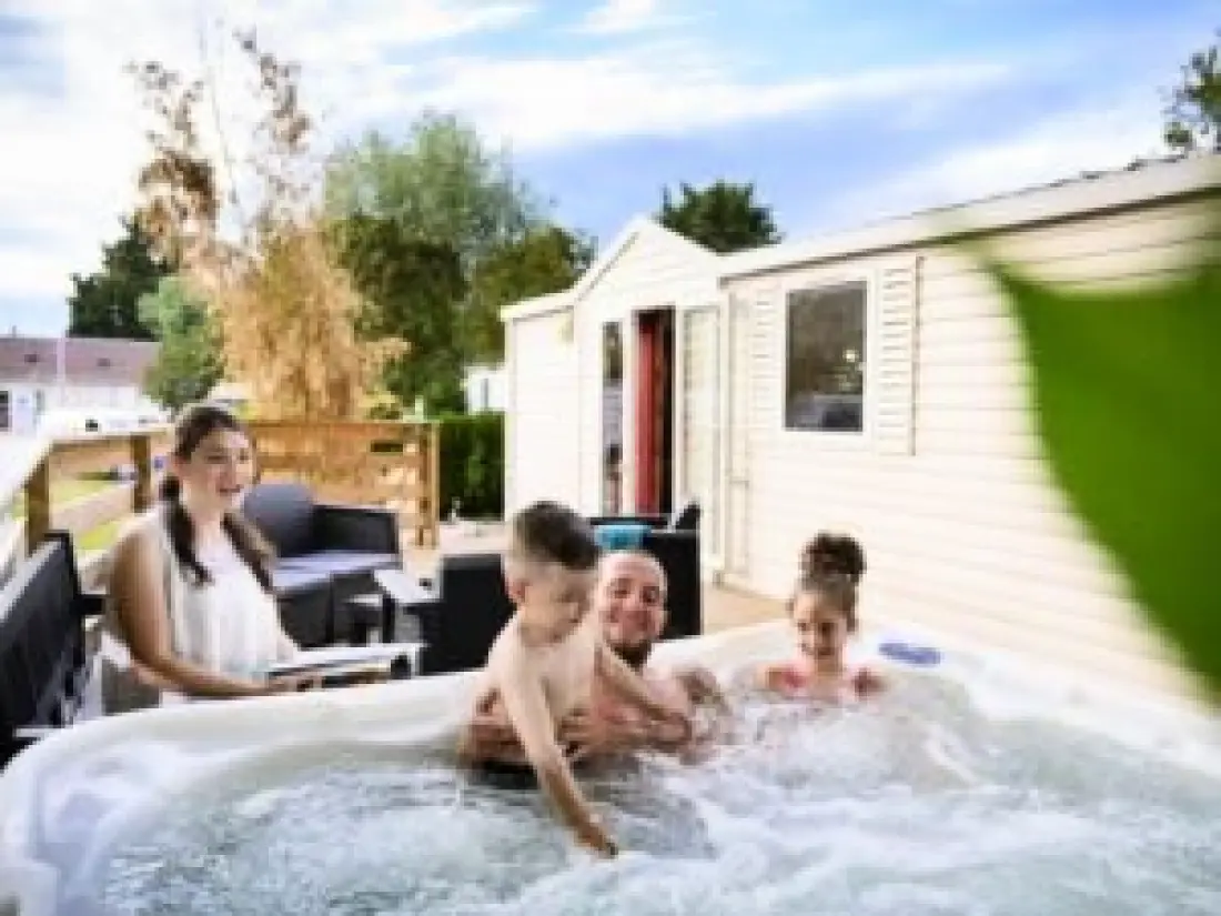Flower Camping de la Trye 2 Stjerner★★
