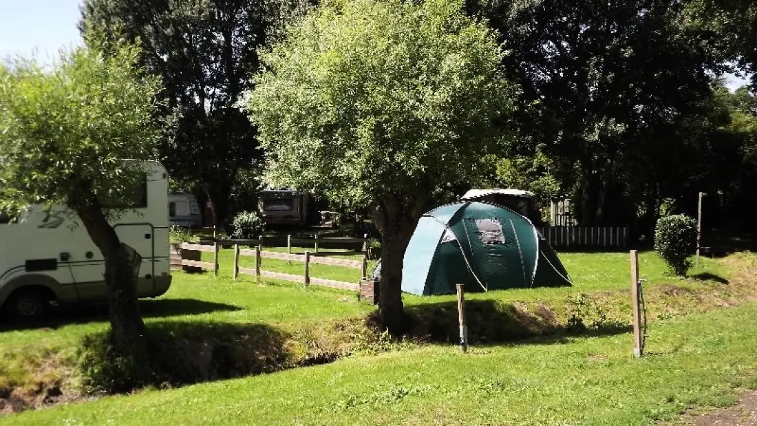 Flower Camping de la Trye 2 Stjerner★★