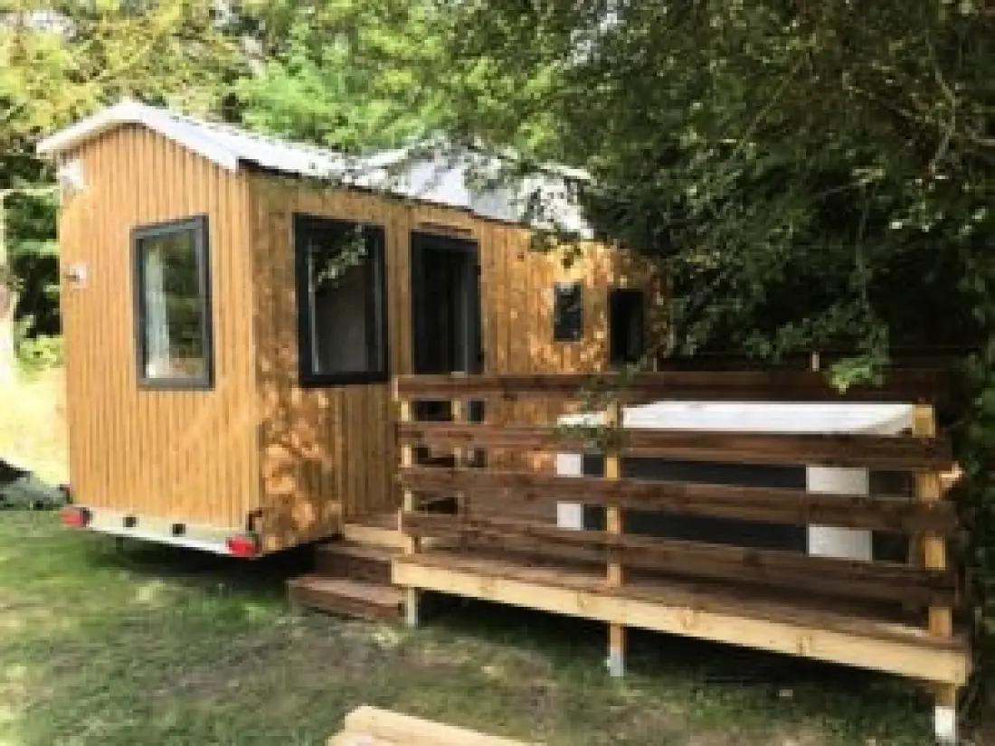 Flower Camping de la Trye 2 Stjerner★★