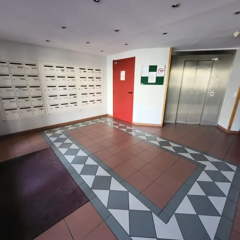 Kényelmes 30m2: Balcony és Mountain View