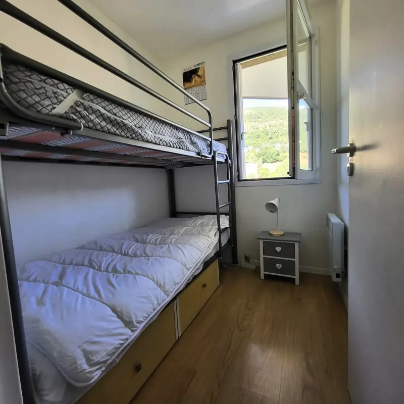 Kényelmes 30m2: Balcony és Mountain View