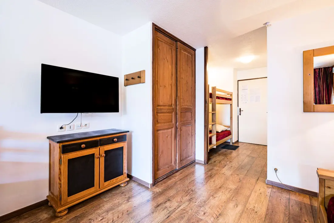 Cybeles Residence