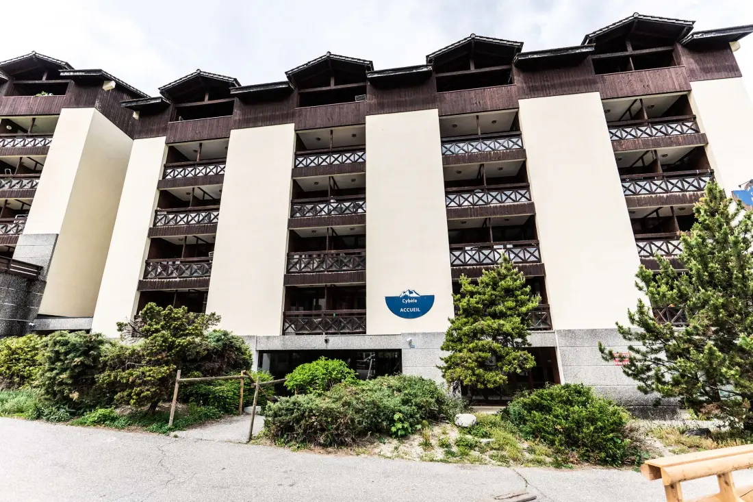 Cybeles Residence