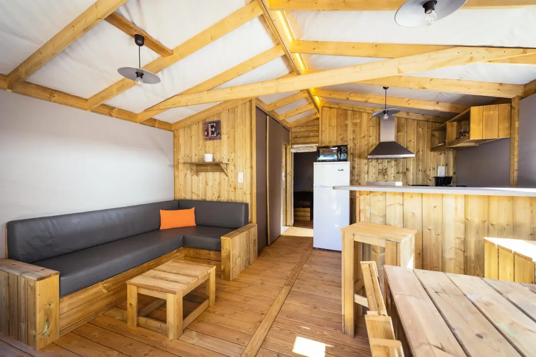 Camping de l 'Etang Sites and Landscape 4 Gwiazdy★★★★ 4 Gwiazdy★★★★ 4 Gwiazdy★★★★ 4 Gwiazdy★★★★