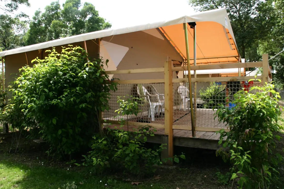 Camping de l 'Etang Sites and Landscape 4 Gwiazdy★★★★ 4 Gwiazdy★★★★ 4 Gwiazdy★★★★ 4 Gwiazdy★★★★