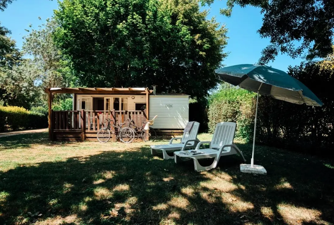 Camping de l'Etang Oldalok és tájak 3 Csillagok★★★