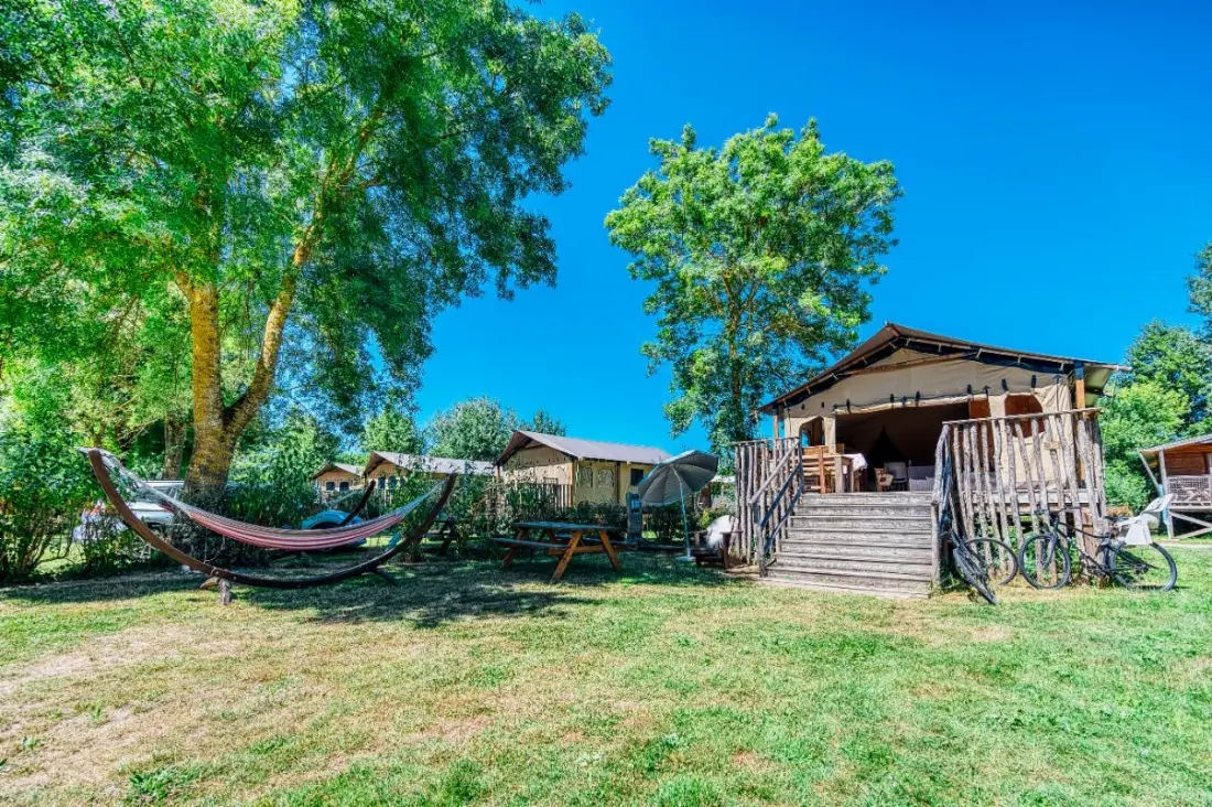 Camping de l'Etang Sites and Landscapes 4 Stars★★★★