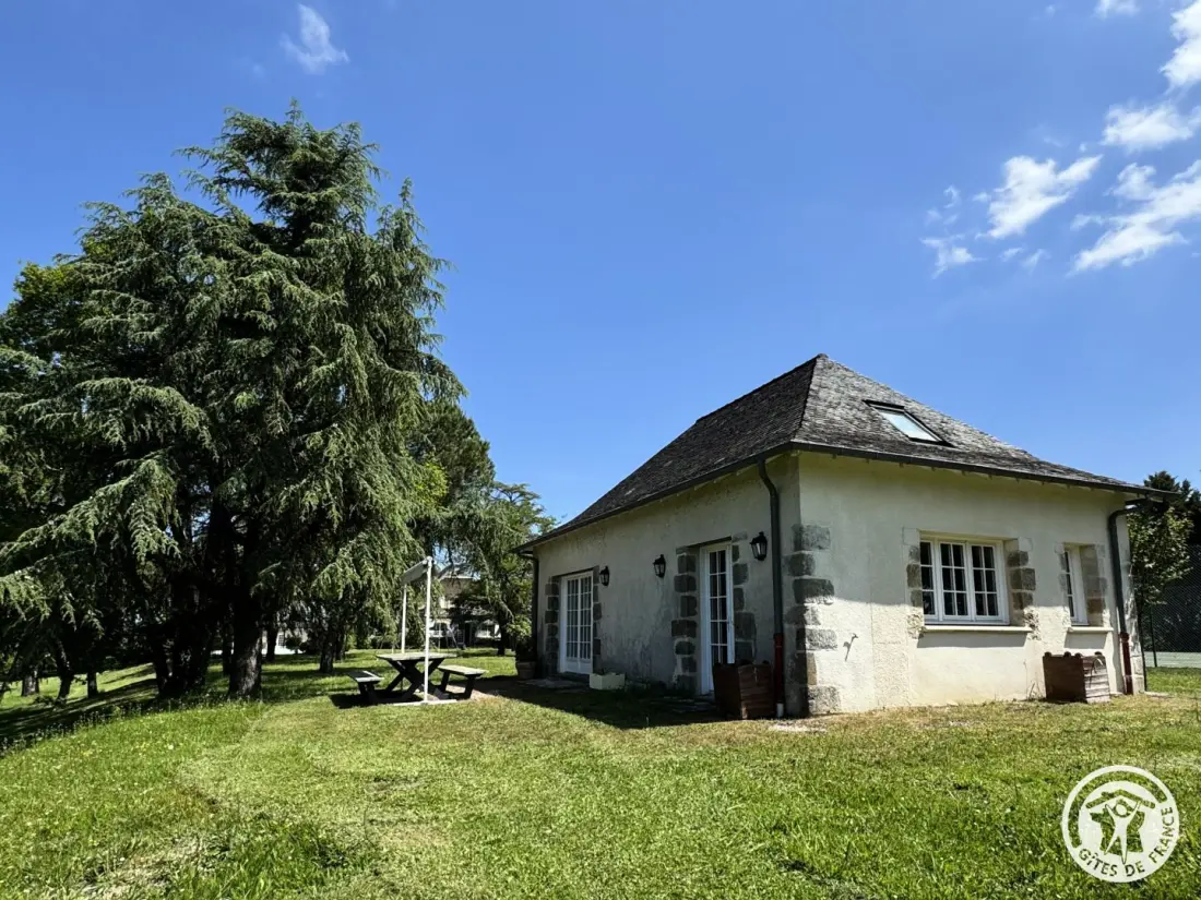 Gîte de France Zwembad huis en tennis 3 oren