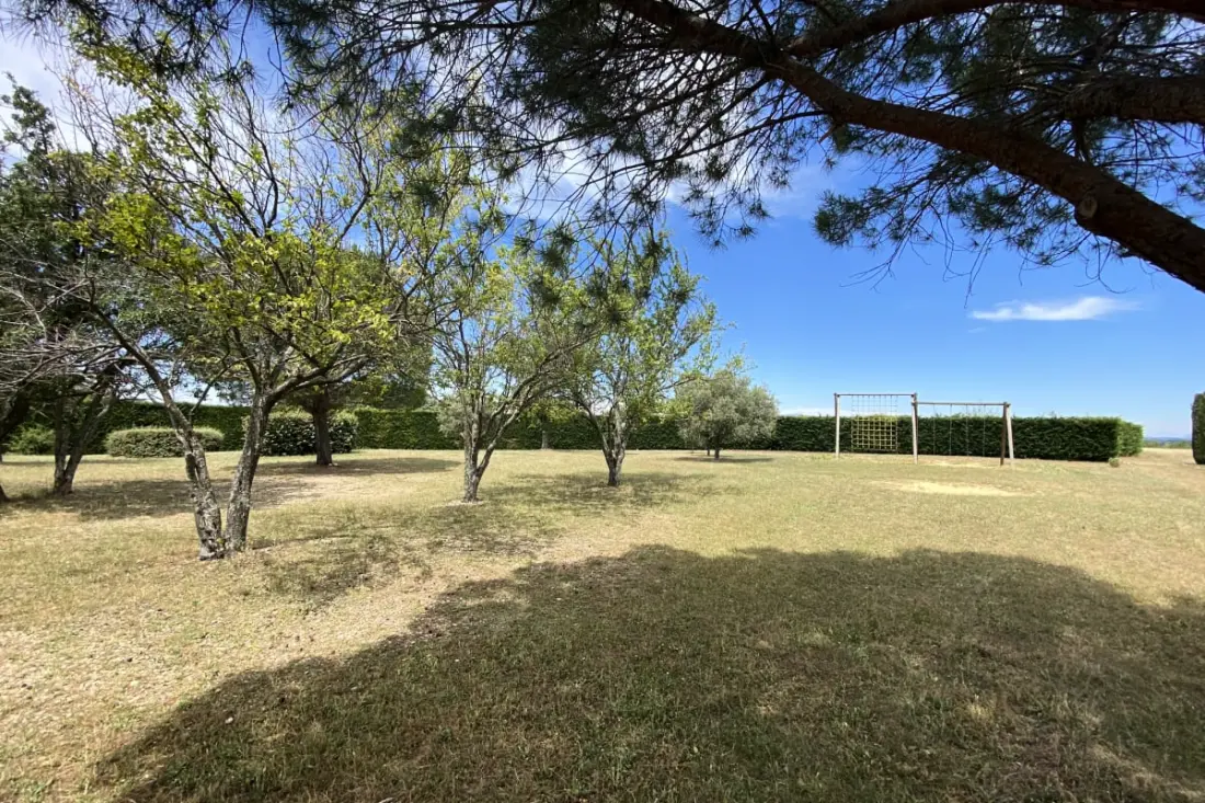 04b2 : Beautiful Studio in a Provençal Mas - Swimming pool
