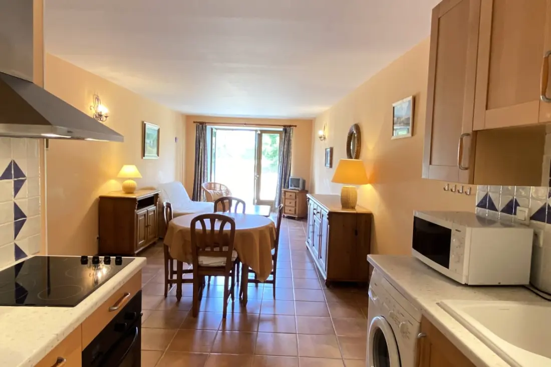 04b2 : Beautiful Studio in a Provençal Mas - Swimming pool