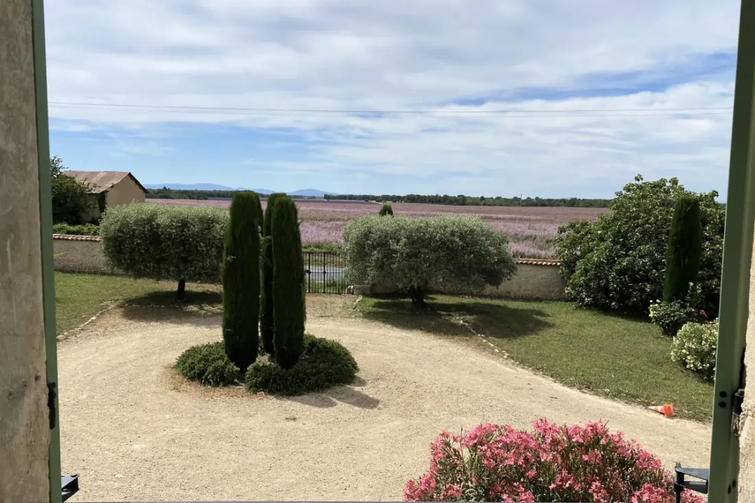 04b4 : Beautiful Studio in a Provençal Mas - Swimming pool