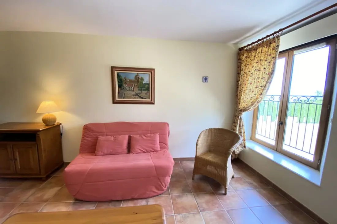 04b5 : Beautiful Studio in a Provençal Mas - Swimming pool