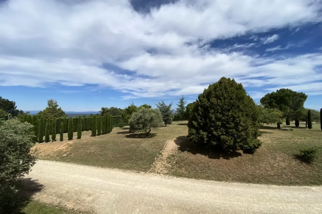 04b5 : Beautiful Studio in a Provençal Mas - Swimming pool