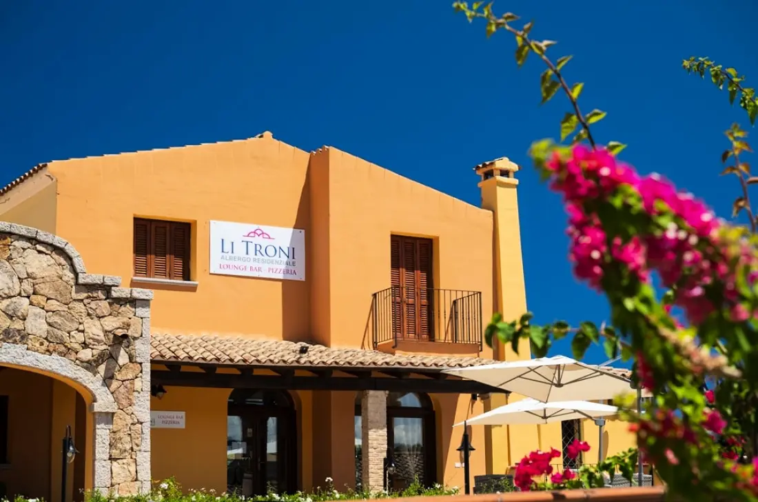 Li Troni Residence