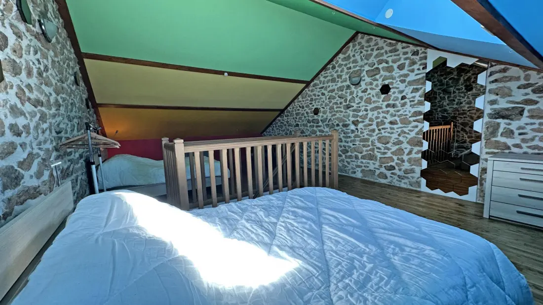Gîte de France Gîte de la maulde aan het meer van Vassivière 3 oren