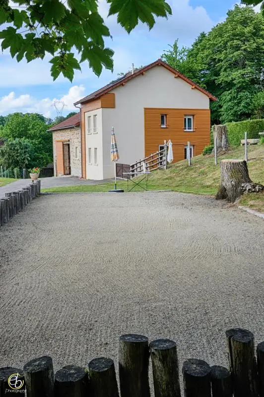 Gîte de France Gîte de la maulde aan het meer van Vassivière 3 oren
