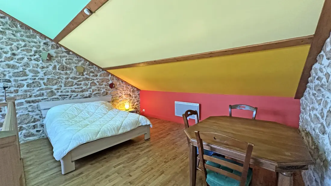 Gîte de France Gîte de la maulde aan het meer van Vassivière 3 oren