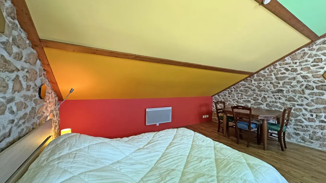 Gîte de France Gîte de la maulde aan het meer van Vassivière 3 oren