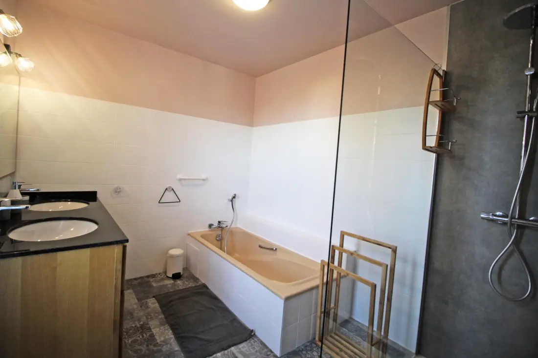 Gîte de France Het huis van Eugénie 3 oren