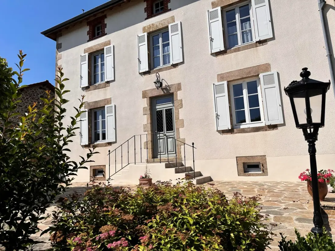 Gîte de France Het huis van Eugénie 3 oren