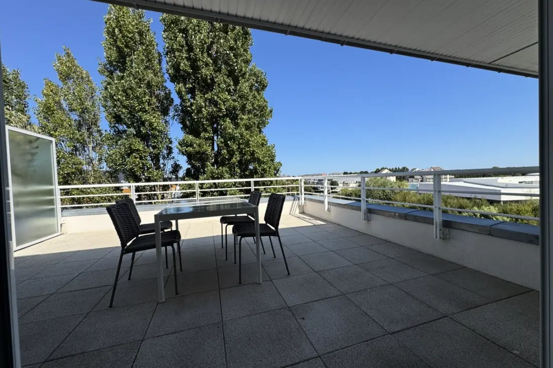 Appartement 2 Chambres Avec Balcon, Proche Mer