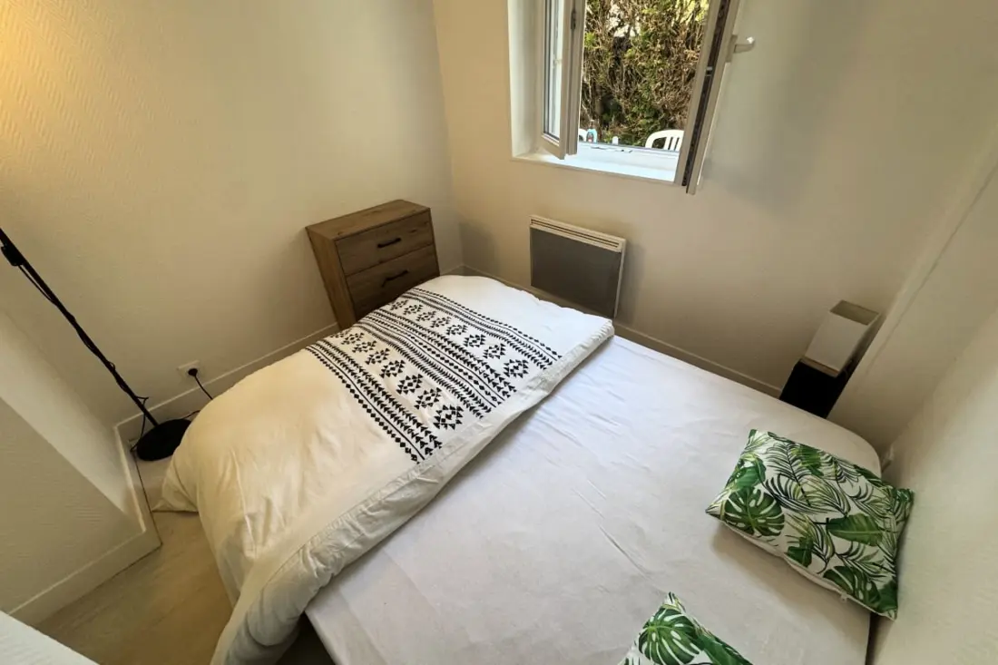 Apartman En Rez-de-jardin, Beach in Pied