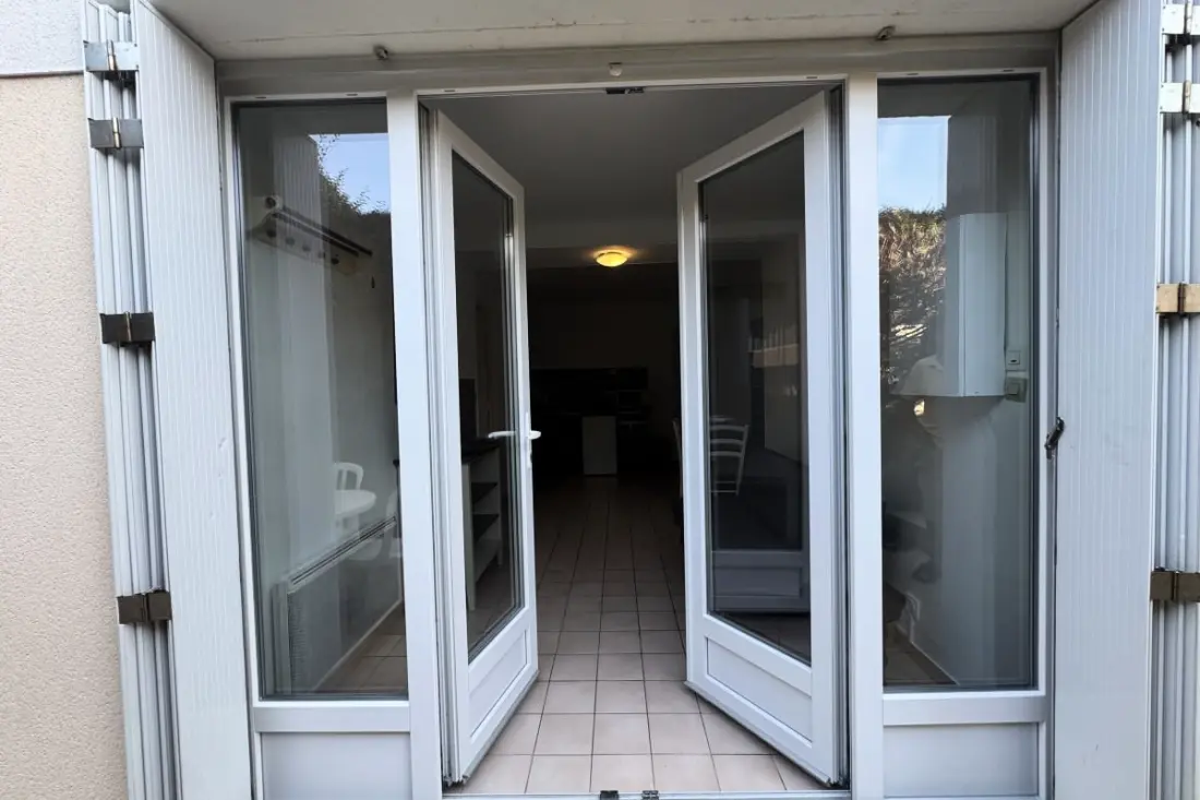 Apartman En Rez-de-jardin, Beach in Pied